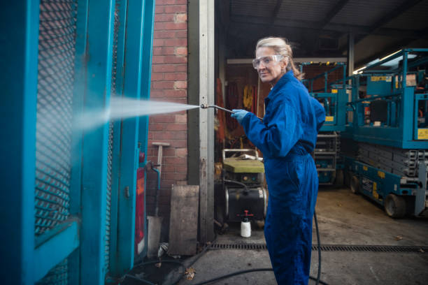 Best Dumpster Area Cleaning  in Clinton, OH